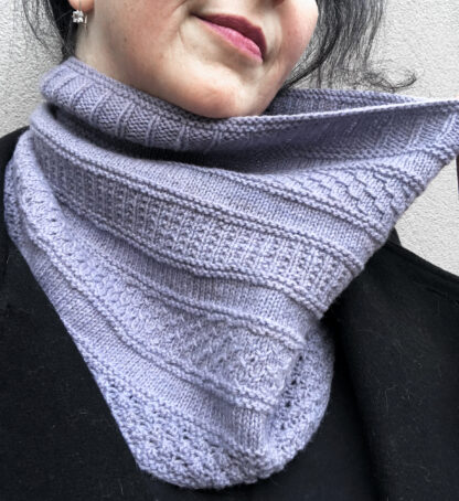 Lammermoor cowl pattern